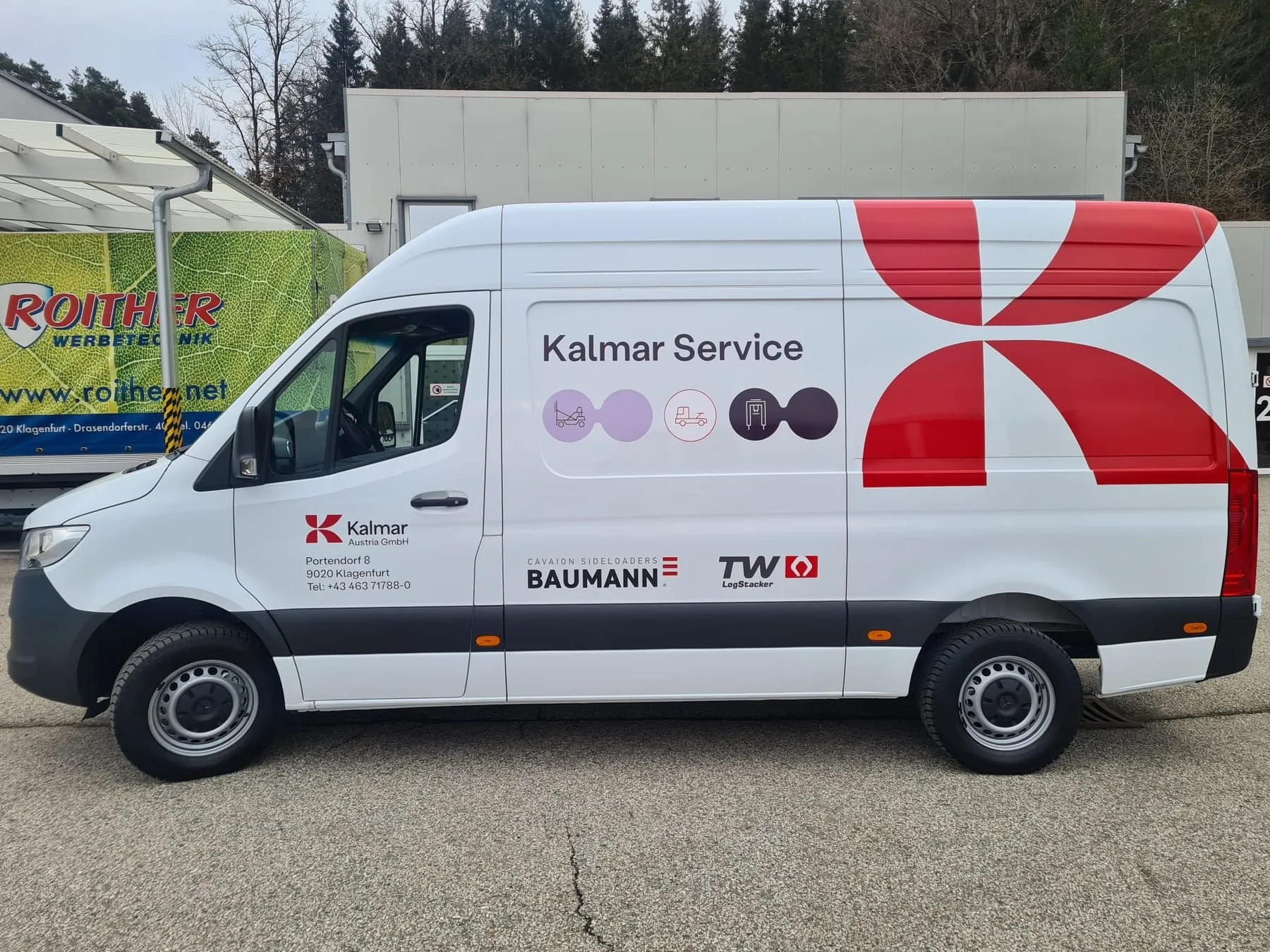 Gleiches Design auf dem Mercedes Sprinter