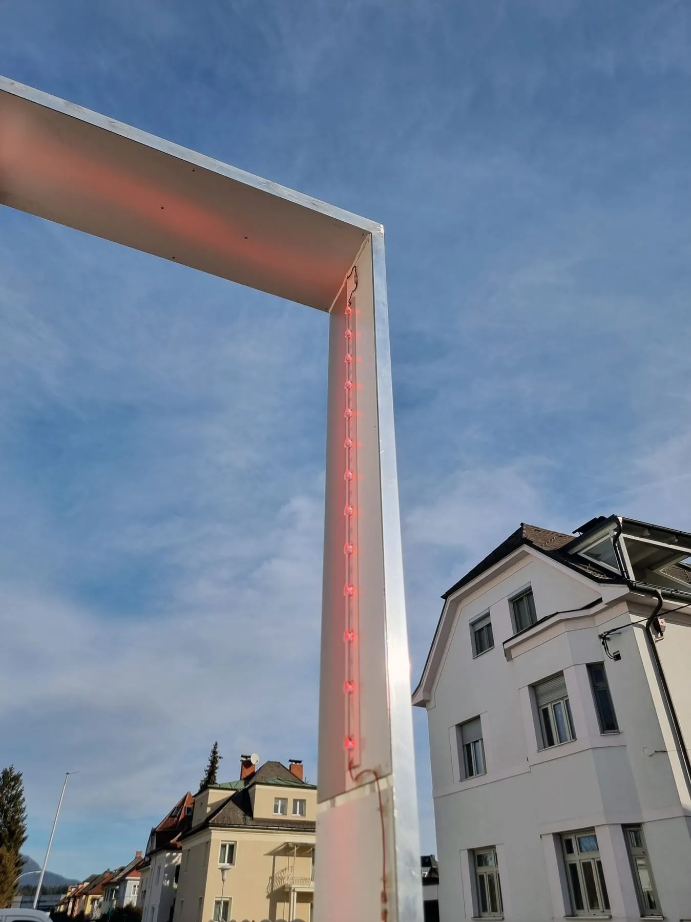LED-Module im Pylongestell