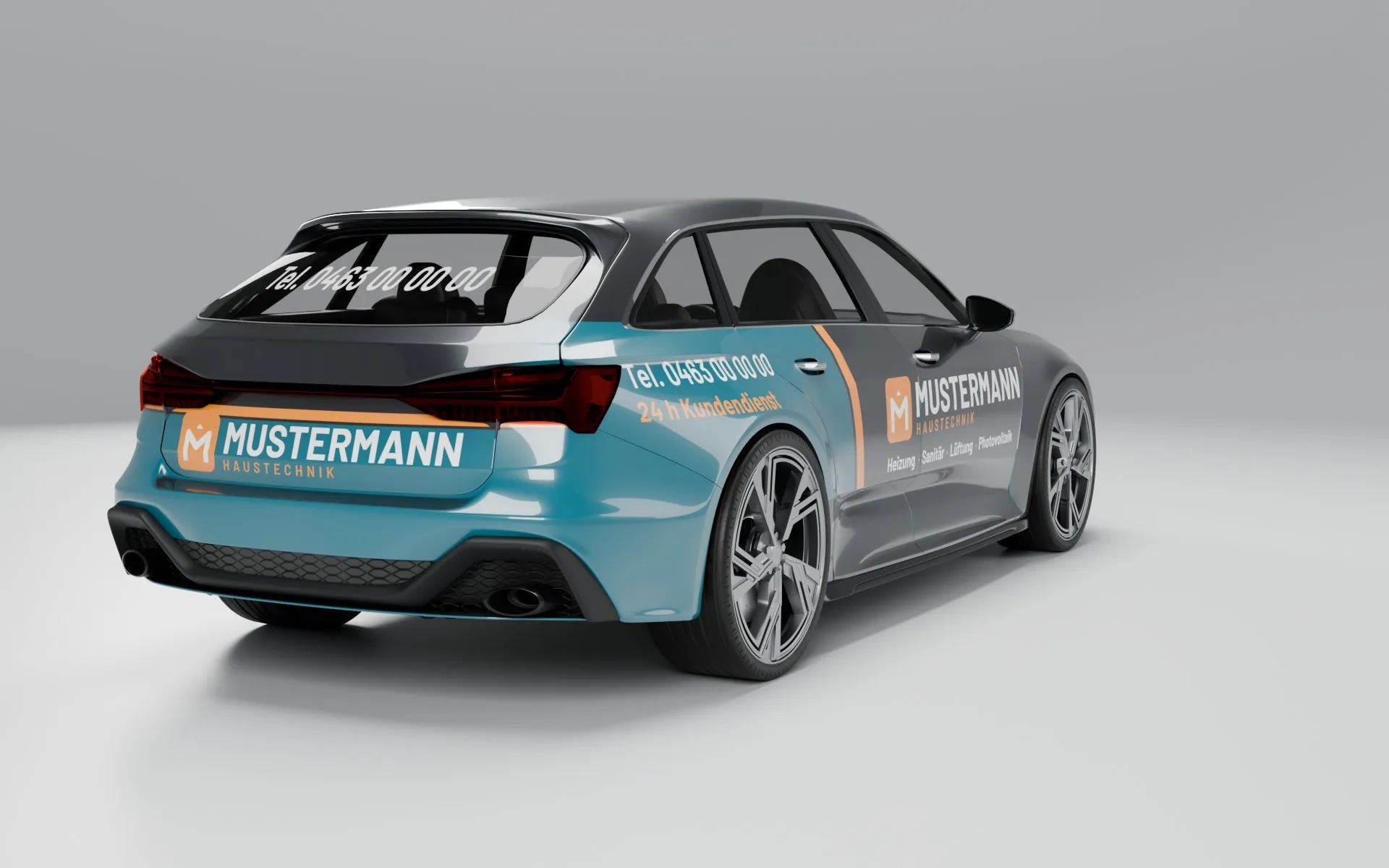 Kombi der Musterfirma schräg von hinten, mit Teilfolierung: ein Teil der Fläche mit bedruckter Folie